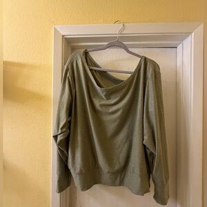 Cloud Jersey Off-Shoulder Sweatshirt
Size: XXL-1X
Color: Seagrass Heather